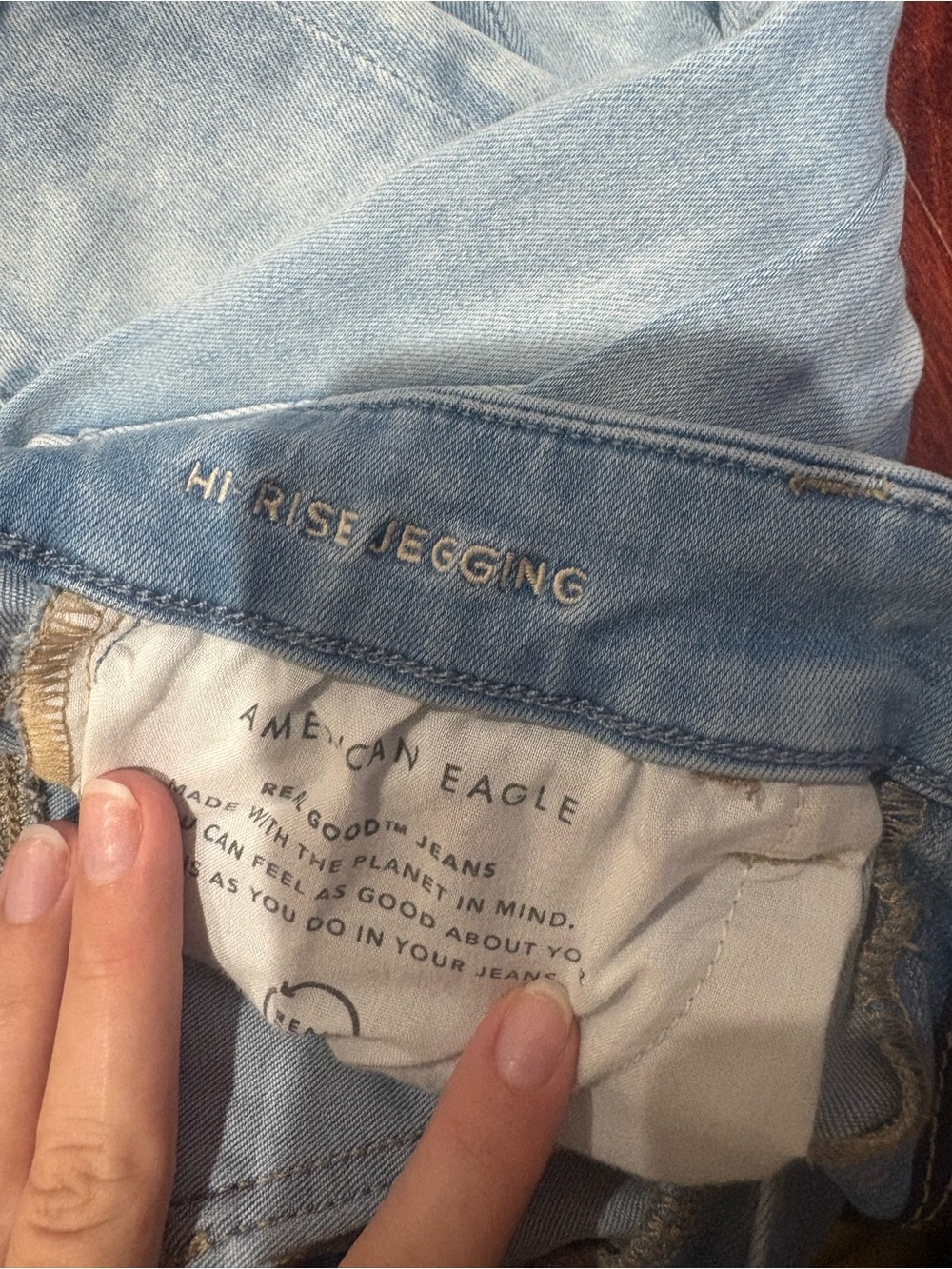 American Eagle Stretchy Light Wash High Waisted Ripped Jeans - Picture 4 of 4